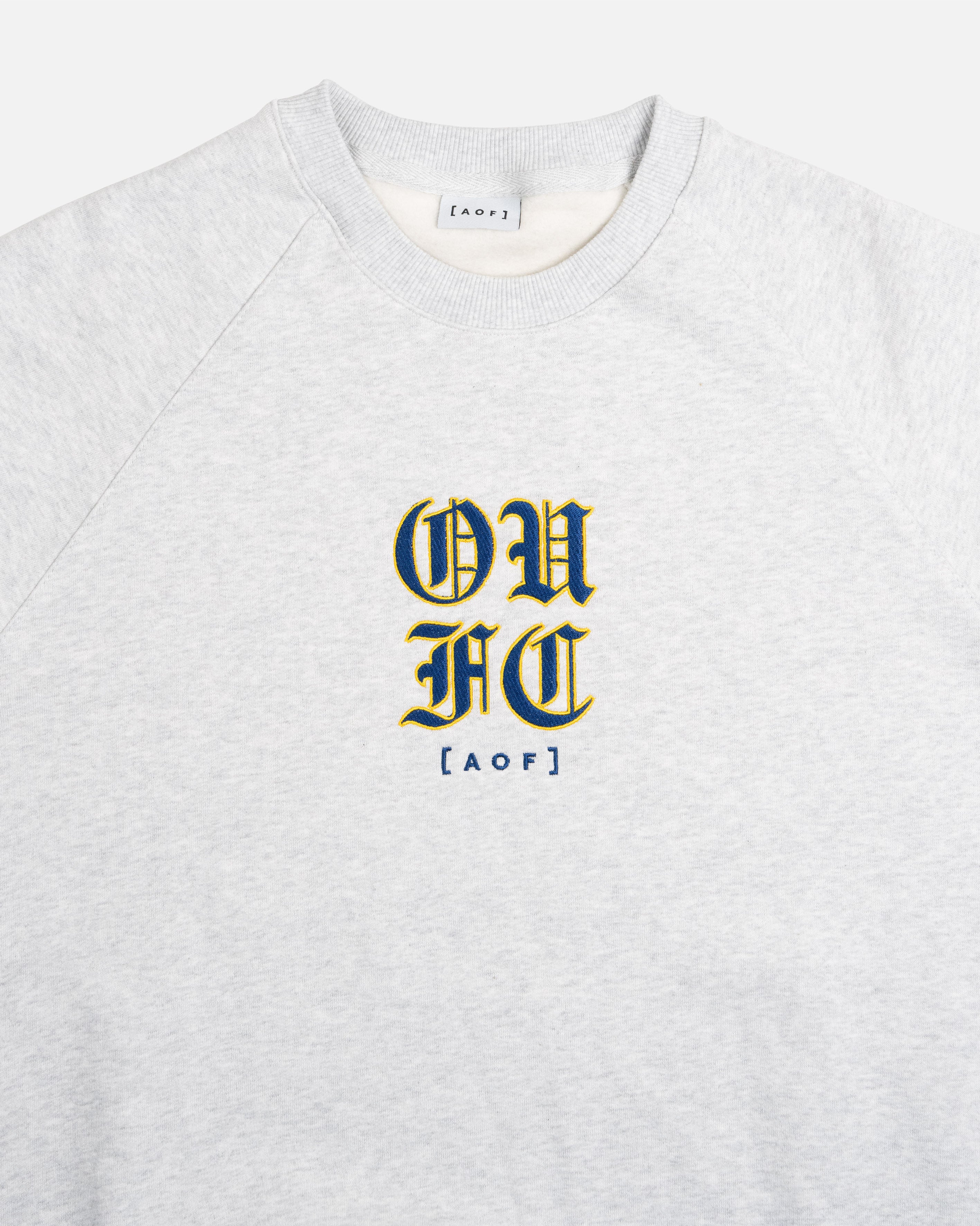 AOF x Oxford - University Raglan Sweatshirt - Image 4