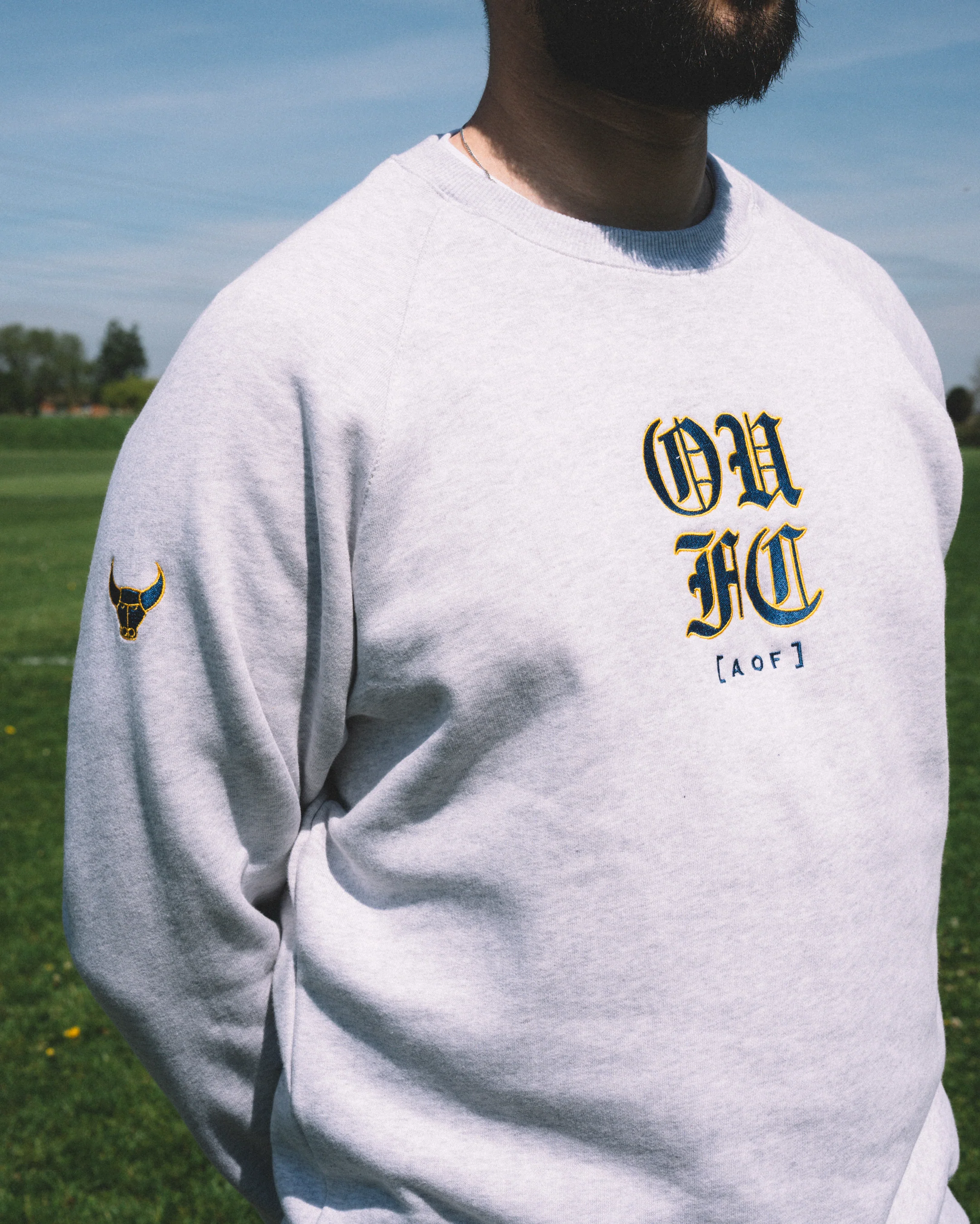 AOF x Oxford - University Raglan Sweatshirt - Image 6