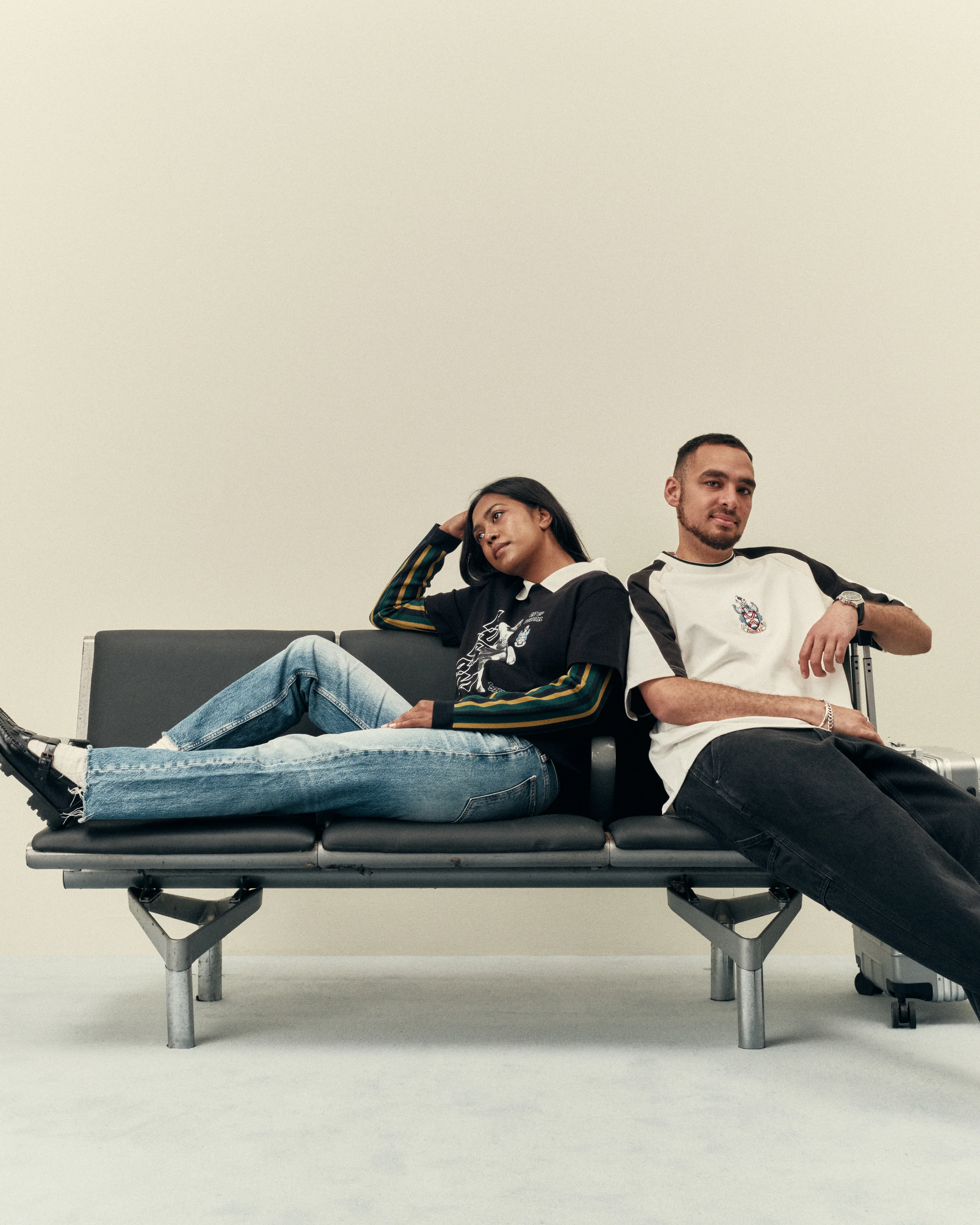 Fulham 90s Oversized Panelled Tee - Image 4
